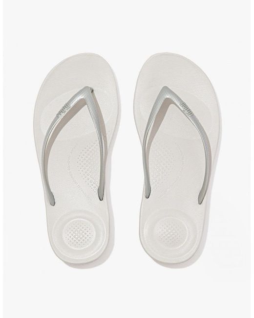Fitflop White Iqushion Ergonomic Toe Post Flip Flops