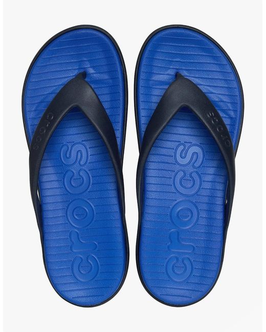 CROCSTM Blue Coast Flip Flip-Flops Bolt/Deep for men