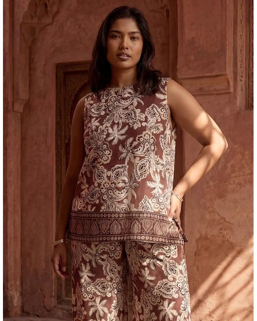 Live Unlimited London Brown Paisley Border Placement Print Sleeveless Top