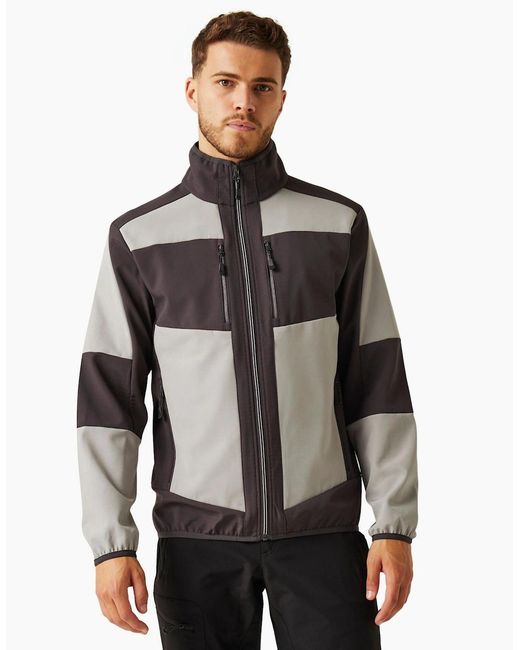 Regatta Black Professional Adult 2 Layer Soft Shell Jacket for men