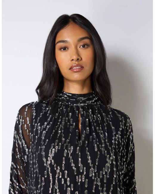 Ro&zo Black Petite Foil Keyhole Mini Dress