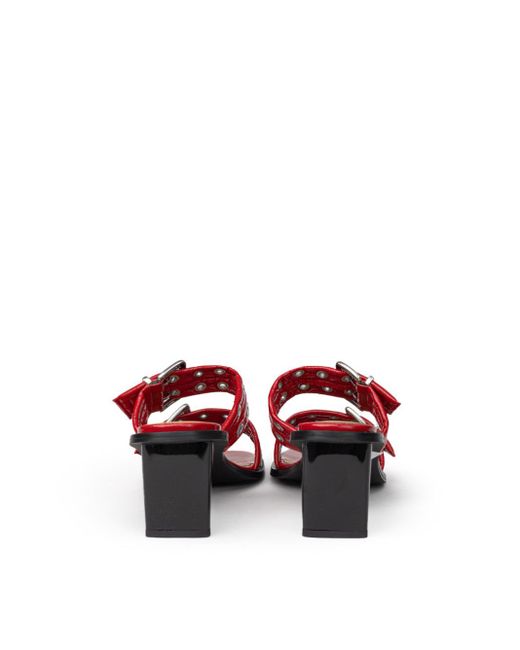 Sandali Mules Due Fasce Con Borchie Forate di Ganni in Red