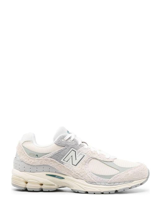 New Balance 2002R Sneakers in White for Men | Lyst