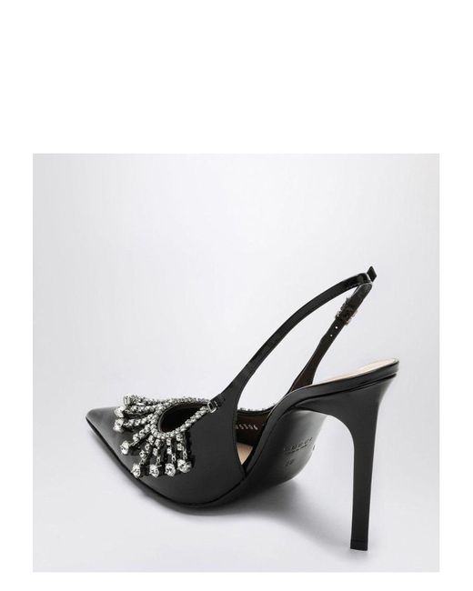 Gucci White Patent Leather Pump With Crystal Chain