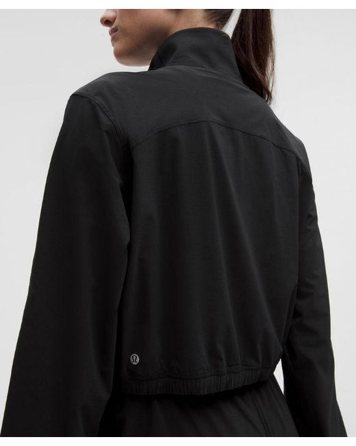 lululemon athletica Black Mile Maker Run Crew Graphic Cinch-Hem Jacket