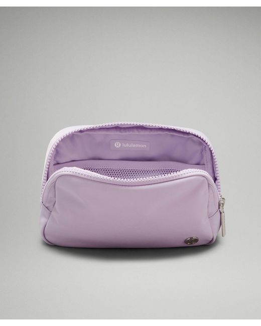 lilac lululemon belt bag Everywhere 1L – Lemon Beirut Lilac Lavender Fanny Pack Background