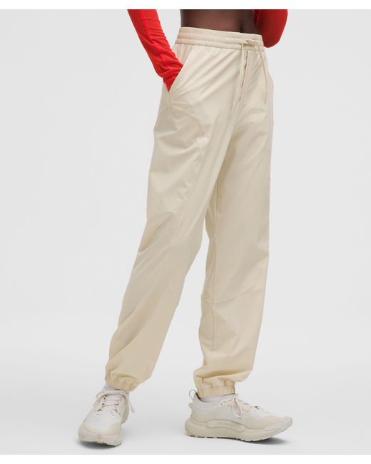 lululemon athletica White – Lightweight Woven Joggers Slnsh Collection – – Size Large