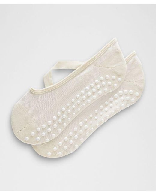 lululemon athletica Natural – Find Your Balance Grip Socks Strappy – – Size Large