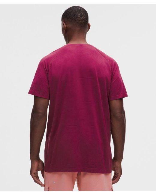 lululemon athletica Red – Metal Vent Tech Short-Sleeve Shirt – Size Large for men