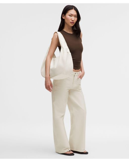 silver drop lululemon bag Athletica, Lululemon Everywhere Belt 1L (Silver Drop/White) Fashion Lululemon Everywhere Belt Bag Keep them close in Zip-80002 Colour:Black (New Style)