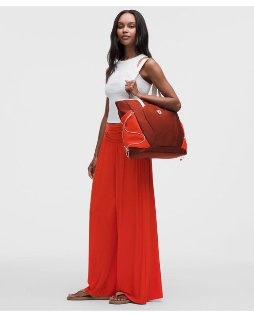 lululemon athletica Red – Scuba Tote Bag 19.5L Paracord –