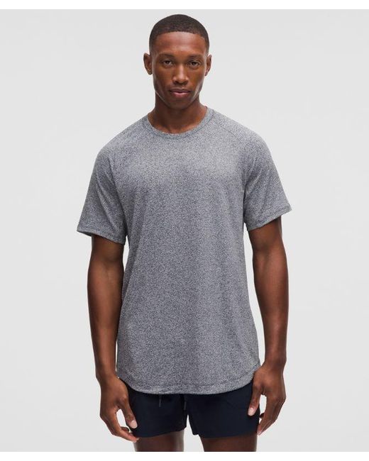 lululemon athletica Gray – License To Train Short-Sleeve Shirt – – Size Medium for men