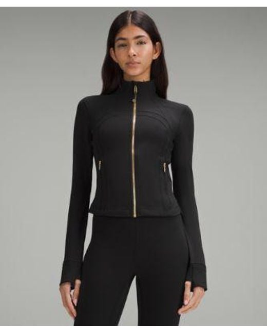 lululemon athletica Define Cropped Jacket Nulu - Color Black/gold - Size 12