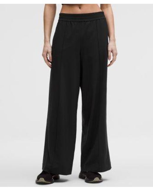 lululemon athletica Black Breezily Mid-Rise Pant