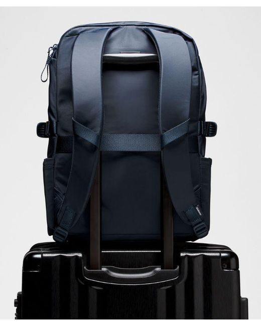 lululemon athletica Blue – New Crew Backpack 22L –