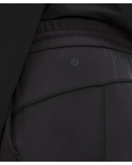 lululemon athletica Softstreme High-rise Straight-leg Cropped Pants - Color Black - Size 0