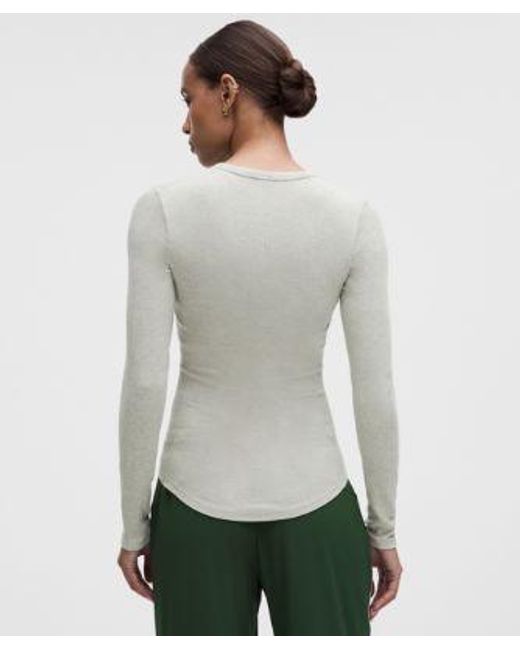 lululemon athletica Gray – Hold Tight Long-Sleeve Shirt – – Size 4