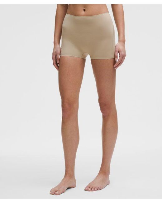 lululemon athletica Natural – Wundermost Ultra-Soft Nulu Super-High-Rise Shortie Underwear – 2" – –