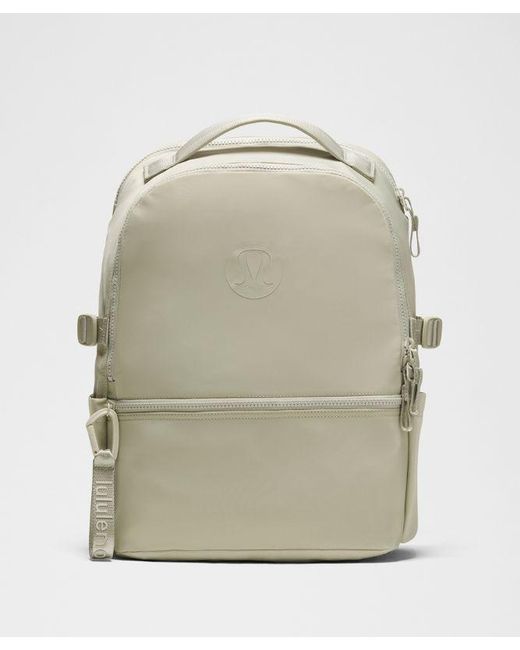 lululemon athletica Natural – New Crew Backpack 22L – Color Khaki