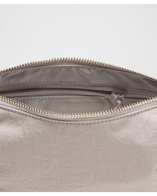 lululemon athletica White – Convertible Ruched Strap Crossbody Bag Mini 1.5L –