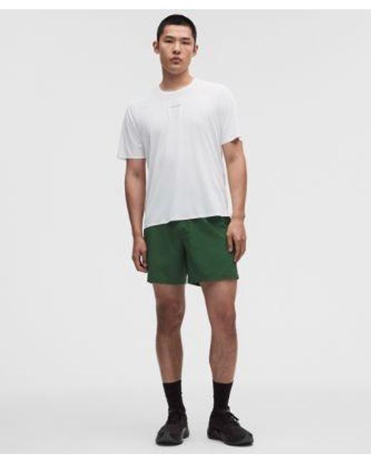 lululemon athletica Green – Pace Breaker Linerless Shorts – 7" – – Size Large for men