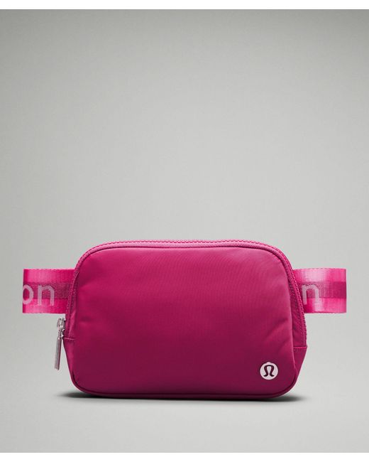 hot pink lululemon belt bag lululemon – Everywhere Belt Bag 1L Wordmark – in Pink