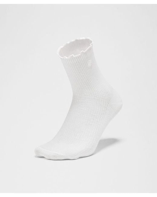 lululemon athletica White Lettuce Edge Quarter Socks