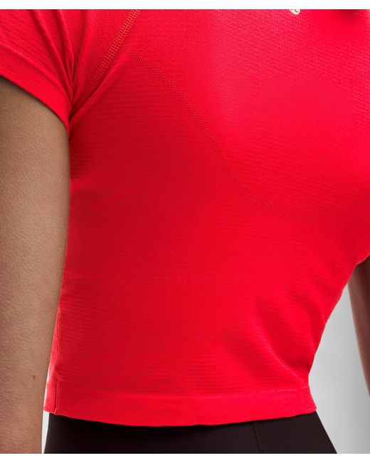 lululemon athletica Red – Swiftly Tech Cropped Short-Sleeve Shirt 2.0 – – Size 14