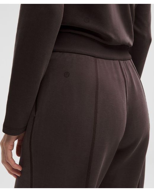 lululemon athletica Black – Softstreme High-Rise Straight-Leg Pants Regular – – Size Small