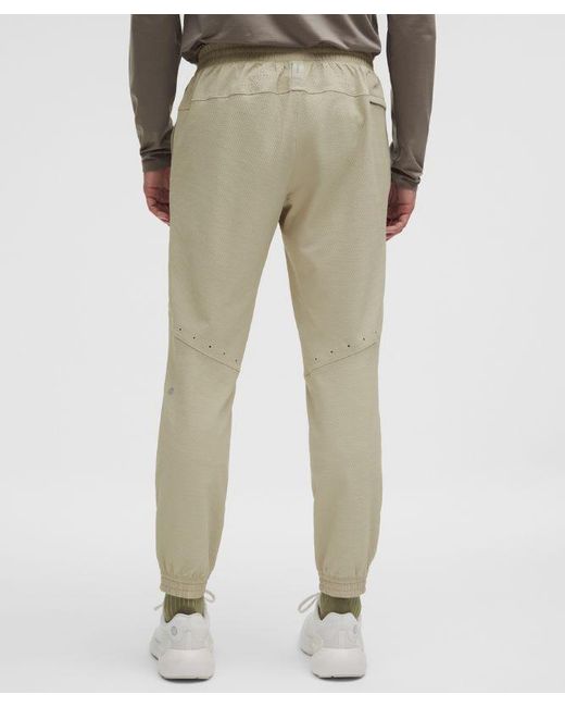 lululemon athletica Natural – License To Train Textured Joggers Regular – Color Khaki – Size Medium for men