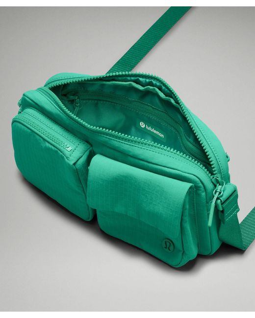 lululemon Multi-Pocket Crossbody Bag 2.5L in Green | Lyst