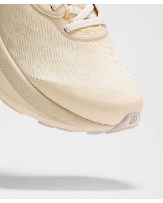 lululemon athletica Natural Split Shift Running Shoe