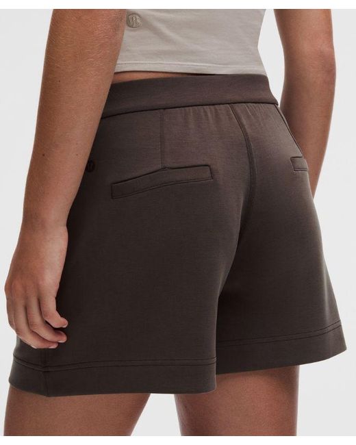 lululemon athletica Multicolor – Lightweight Softstreme Mid-Rise Pintuck Shorts – 4" – –