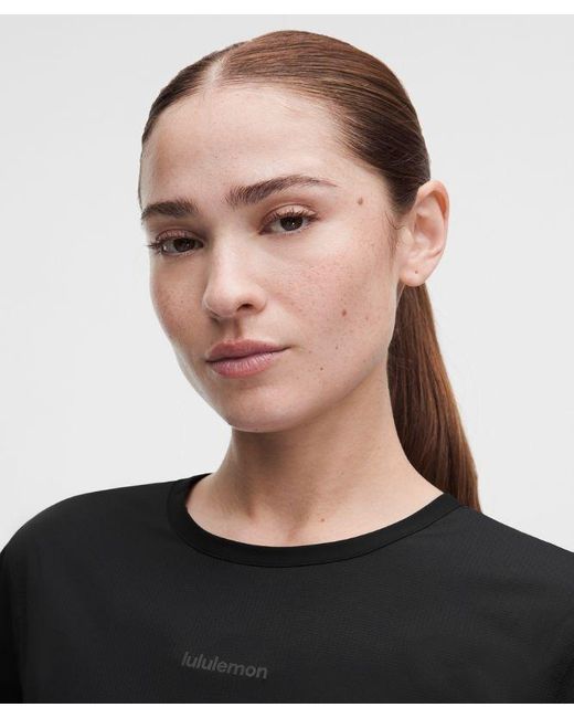 lululemon athletica Black – Lightweight Relaxed Running Short-Sleeve Shirt – – Size Large