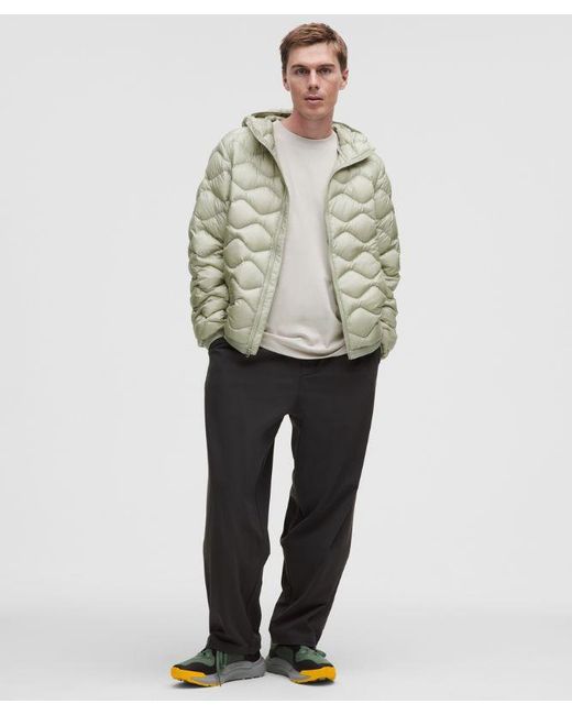 lululemon athletica Gray – Featherweight 900-Down-Fill Quilted Hooded Jacket – /Pastel – Size Large for men