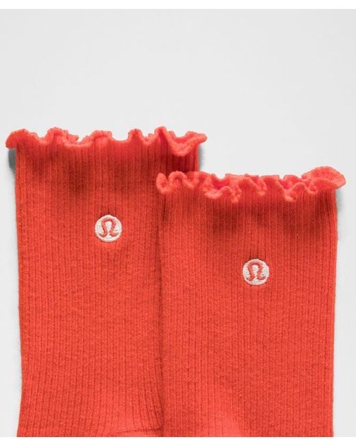 lululemon athletica Red Lettuce Edge Quarter Socks