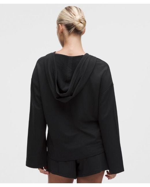 lululemon athletica Black – Becalm V-Neck Hoodie Fabric – – Size Large