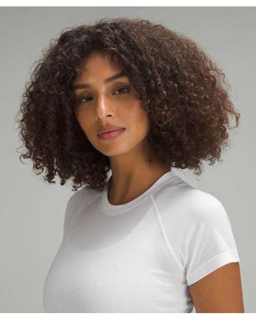 lululemon athletica White – Swiftly Tech Cropped Short-Sleeve Shirt 2.0 – –