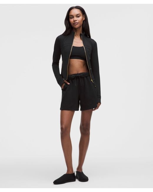 lululemon Define Cropped Jacket Nulu - Color Black/gold - Size 12