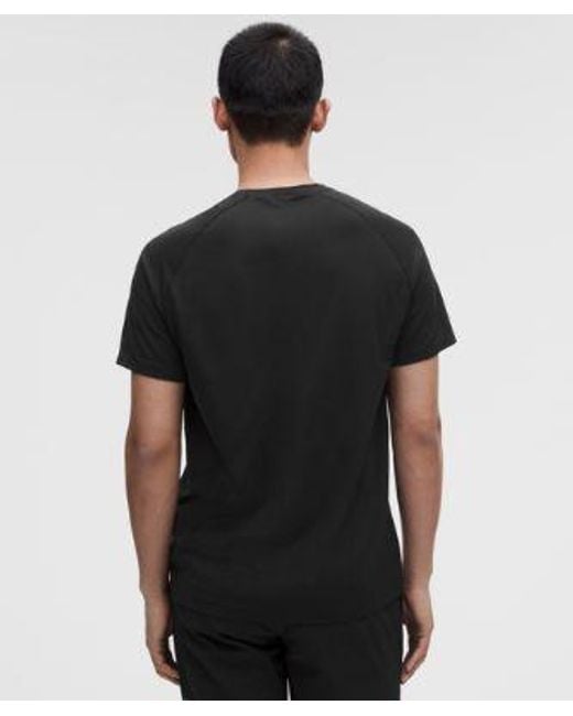 lululemon athletica Black – Metal Vent Tech Short-Sleeve Shirt Logo – – Size Large for men