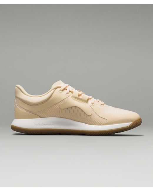 lululemon athletica Metallic – Strongfeel Training Shoes – /Khaki –