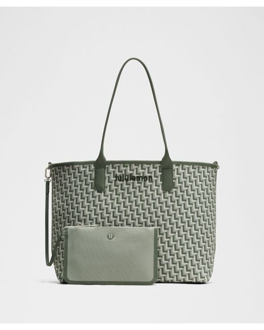 Classic Knit Tote Bag 18L★ルルレモン バック Classic Knit Tote Bag 18L | Women's Bags,Purses,Wallets