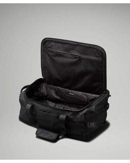 lululemon athletica 2-in-1 Travel Duffle Backpack 45l - Color Black