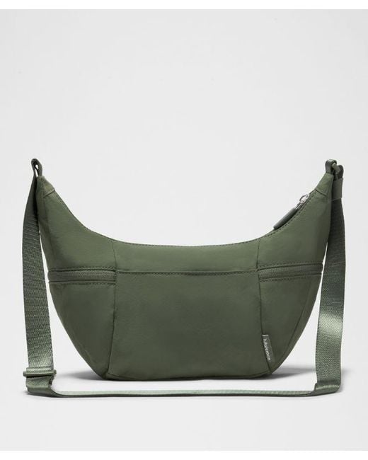lululemon athletica Green – Small Slouchy Sling Bag 3L –