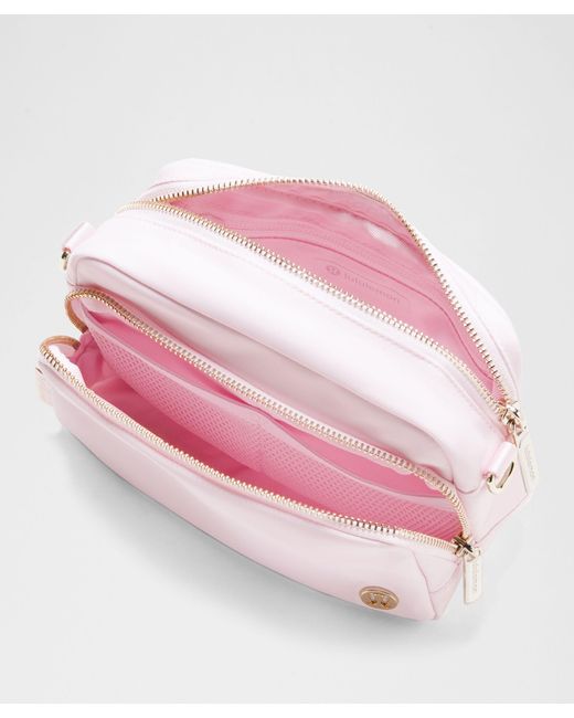 lululemon athletica Pink Everywhere Crossbody Bag 2L