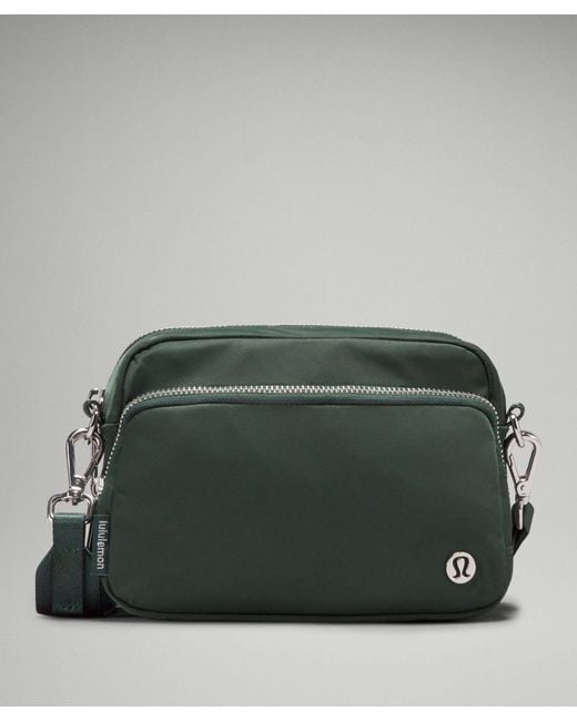 lululemon Everywhere Crossbody Bag 2L in Green | Lyst
