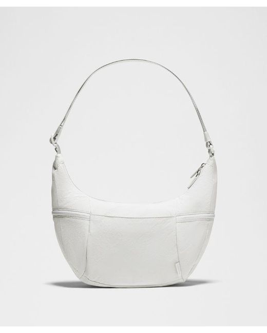 lululemon athletica White – Slouchy Sling Bag 6L –