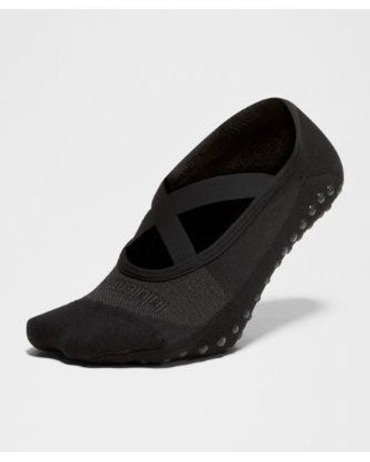 lululemon athletica Black Find Your Balance Grip Socks