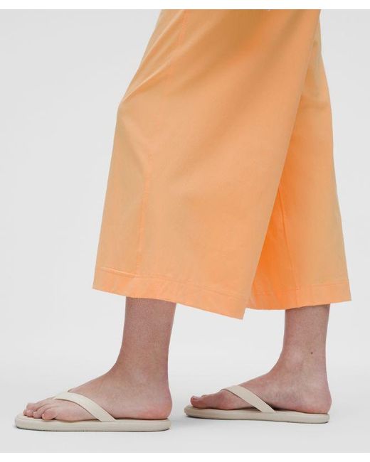 lululemon athletica Orange – Stretch Woven Ruffle-Waist Wide-Leg Cropped Pants – – Size Large