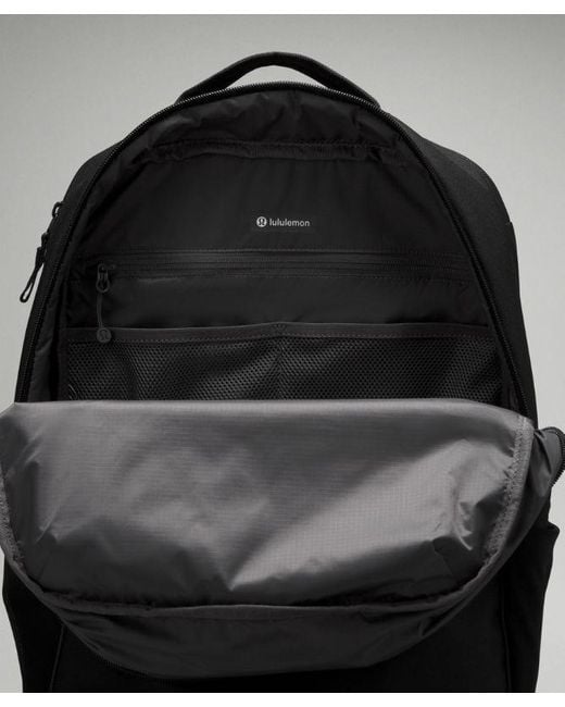 lululemon athletica Black – Double-Zip Backpack 22L –